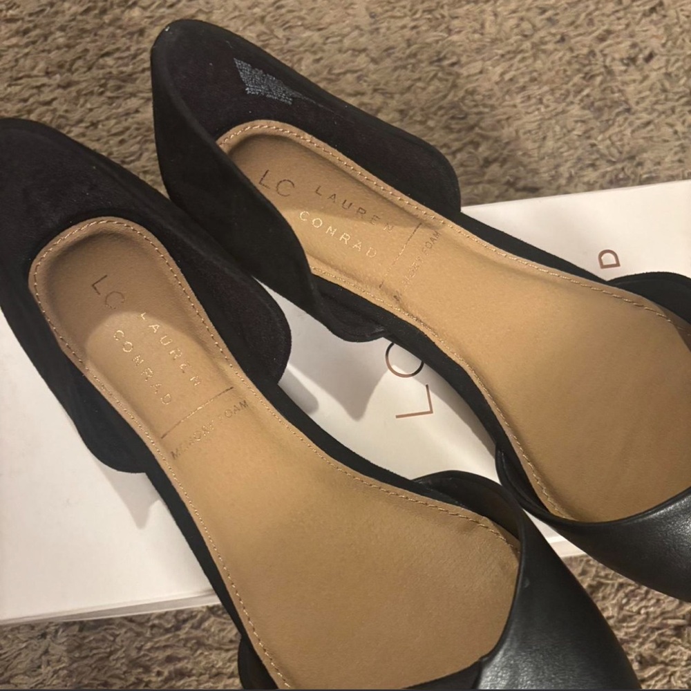 Taylor Black Pointed D'Orsay Flats - Picture 2 of 4